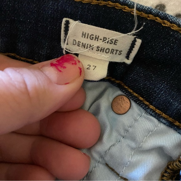 Madewell High Rise Denim Shorts in Danny Wash 27 - Picture 4 of 5